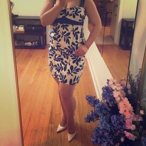Blue floral dress with pockets